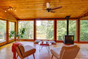Blue Ridge Cabin with Hot Tub and Private Lake!